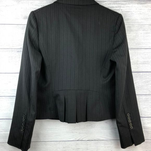 V BCBG Blazer Brown With Light Blue Pinstripes S - Picture 2 of 8